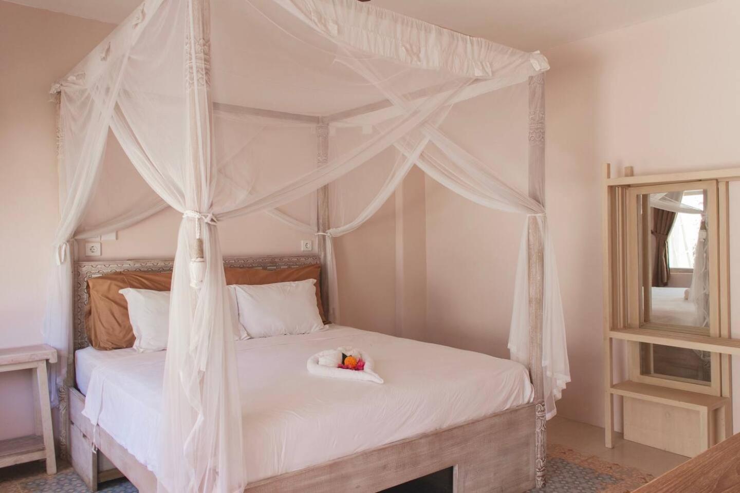 Isla Indah Retreat Boutique Hotel Nusa Lembongan  Bagian luar foto